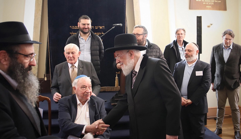 Состоялся визит бывшего главного раввина Израиля в синагогу Тасмании