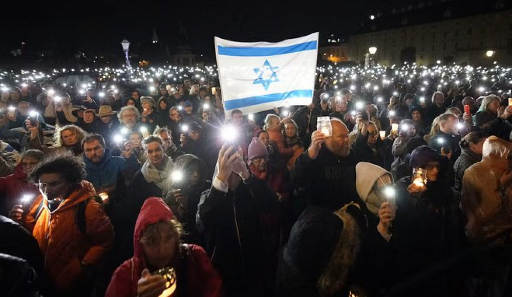 В Вене 20 тысяч человек вышли на митинг против антисемитизма и в поддержку Израиля