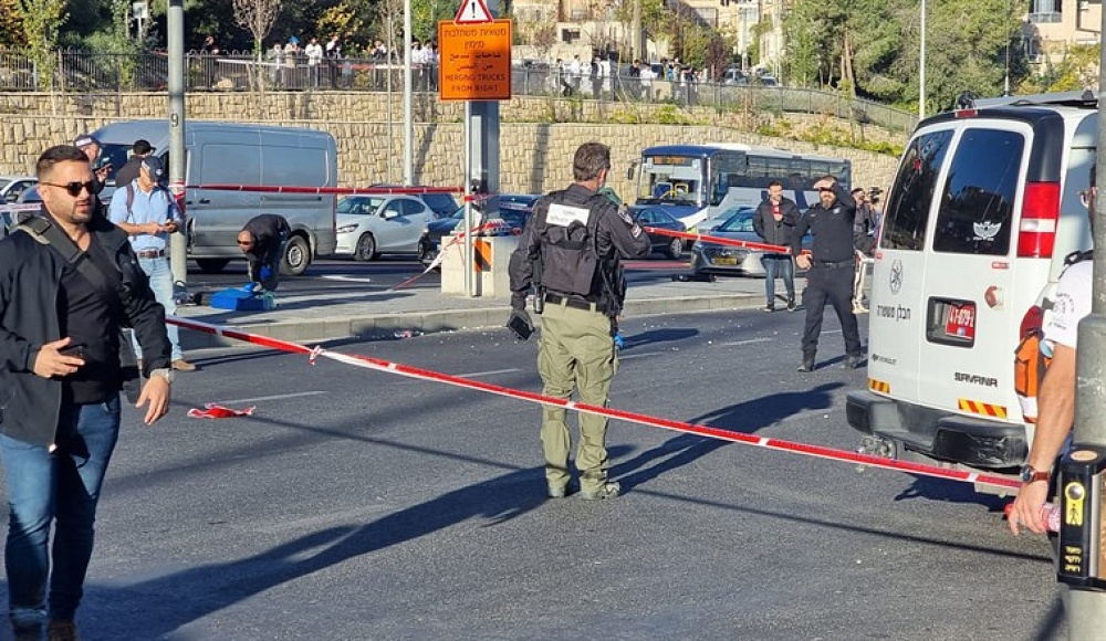 В Иерусалиме прогремели два взрыва на автобусных остановках