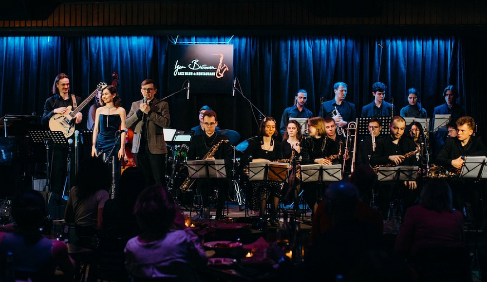 РЕК открыл в клубе Игоря Бутмана серию благотворительных вечеров «Великие евреи в джазе»