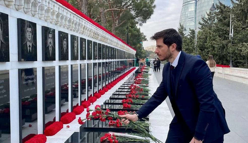 Посол Израиля в Азербайджане чтит память жертв 20 января