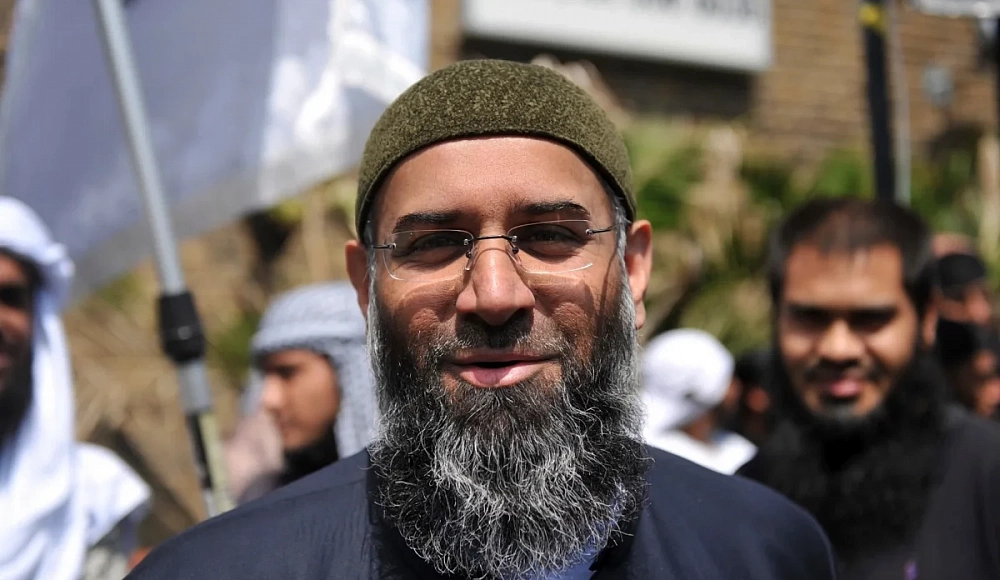 В Британии радикальный проповедник и антисемит приговорён к пожизненному сроку