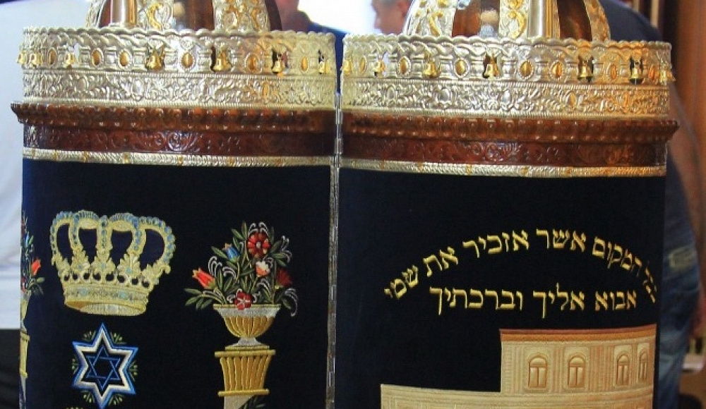 В синагоге Дербента во время теракта сгорели свитки Торы