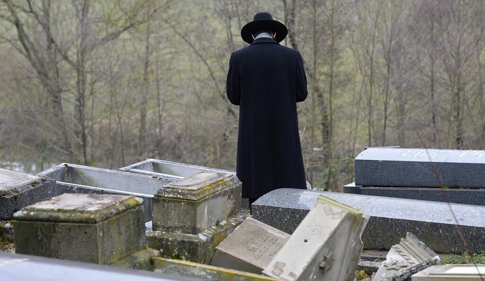 В Польше осквернено еврейское кладбище