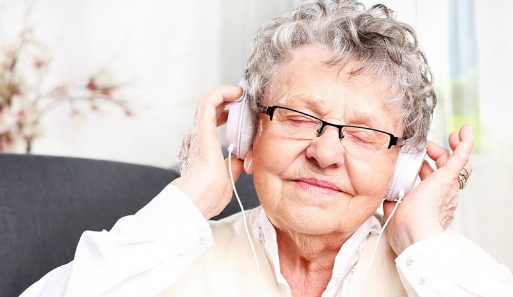 Израильские ученые: деменция снижает способность слышать музыку