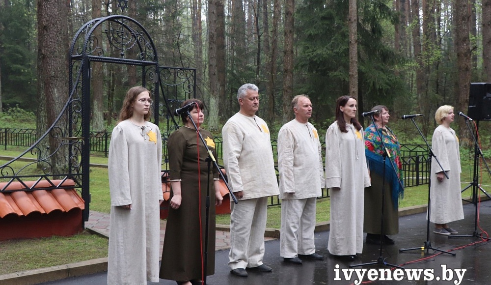 Митинг-реквием памяти Холокоста прошел в белорусском урочище Стоневичи