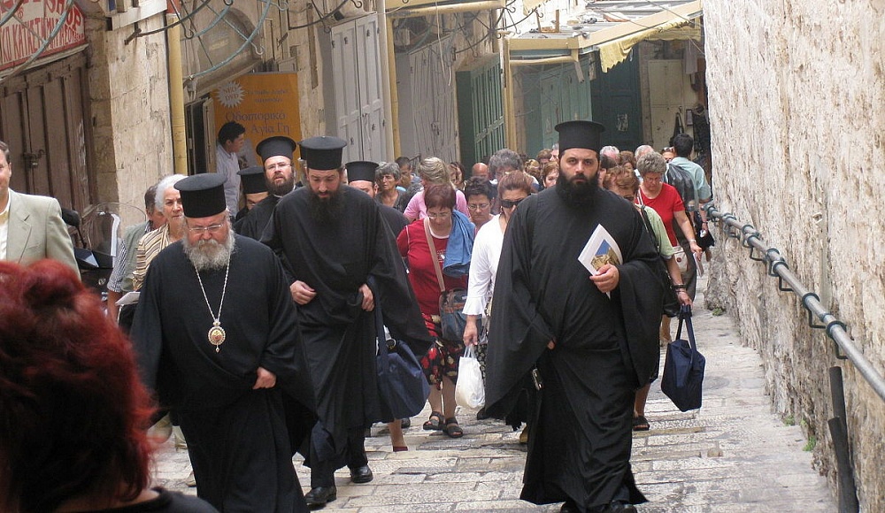 Греческий патриарх в Иерусалиме заявил, что действия израильских поселенцев опасны