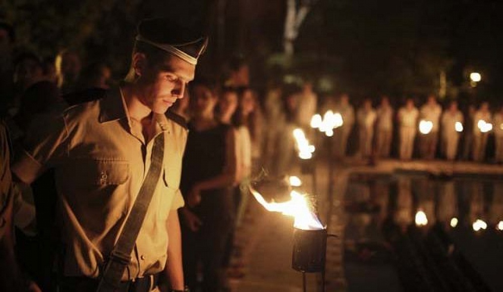 Израильтяне минутой молчания почтили память павших в войнах и жертв терактов