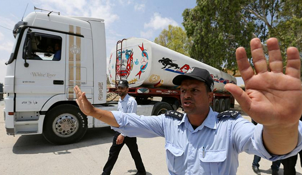 В Израиле объяснили отказ на транспортировку топлива в сектор Газа