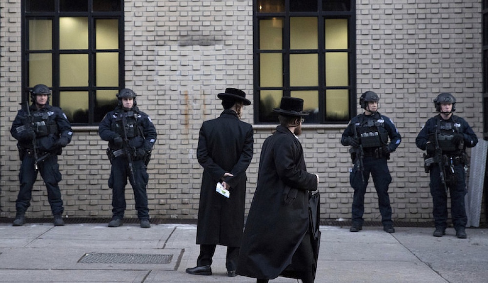 Еврейская федерация Нью-Йорка усилит безопасность 50 небольших синагог