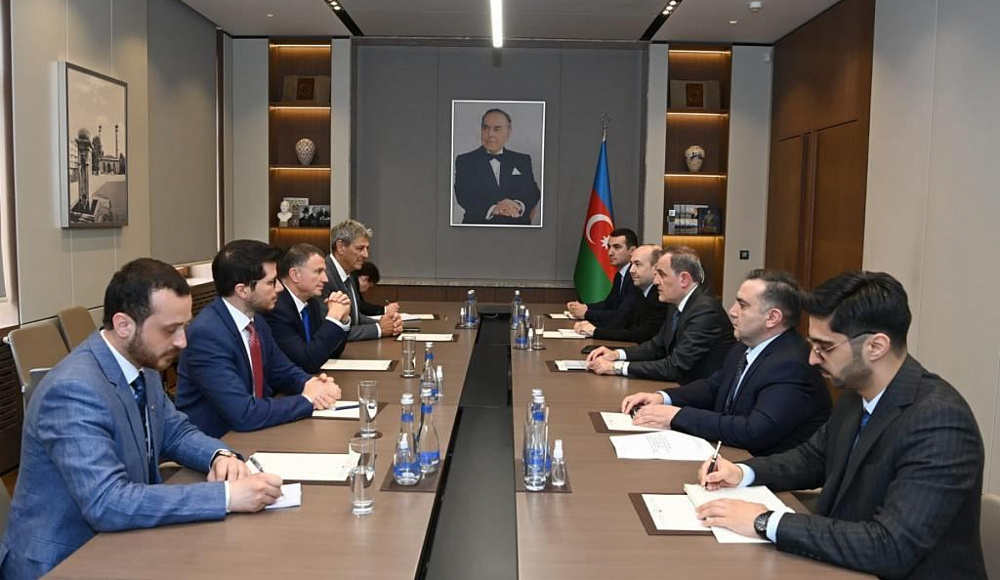 Глава МИД Азербайджана встретился с делегацией израильского Кнессета
