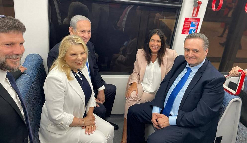 В Израиле запустили линию метротрамвая от Петах-Тиквы до Бат-Яма