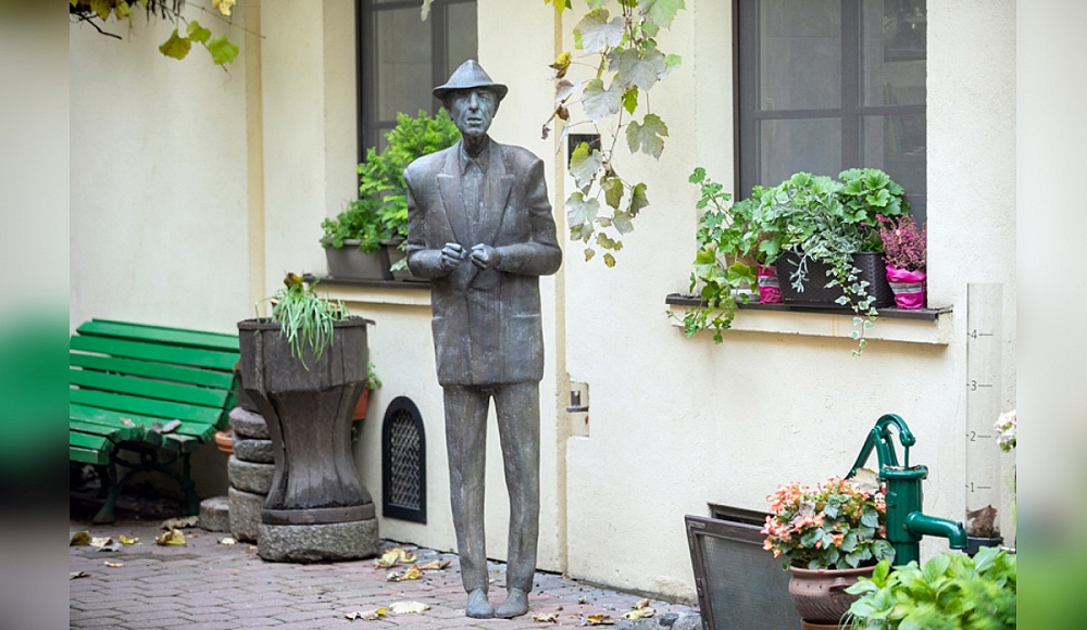 Скульптуру Леонарда Коэна установят в одном из скверов Вильнюса
