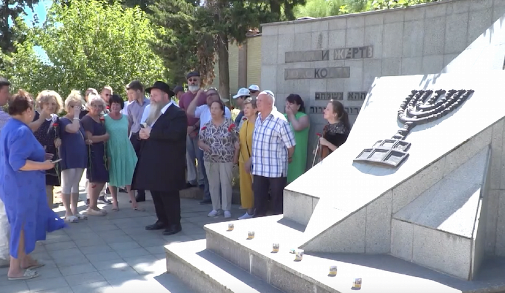 В Севастополе прошел митинг-реквием памяти расстрелянных нацистами в 1942 году евреев и крымчаков