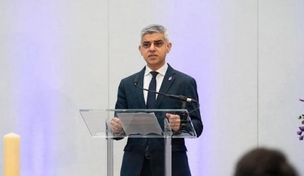 Мэр Лондона призвал не забывать об уроках Холокоста