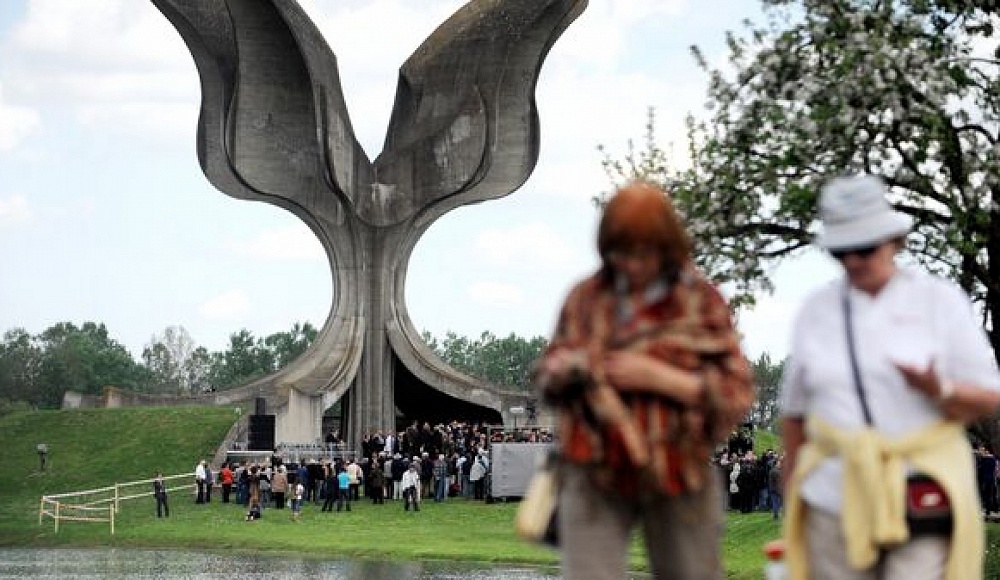 В Республике Сербской почтили память жертв концлагеря Ясеновац