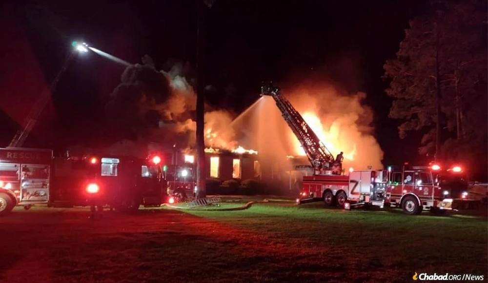 Центр Хабада во Флориде уничтожен в результате пожара