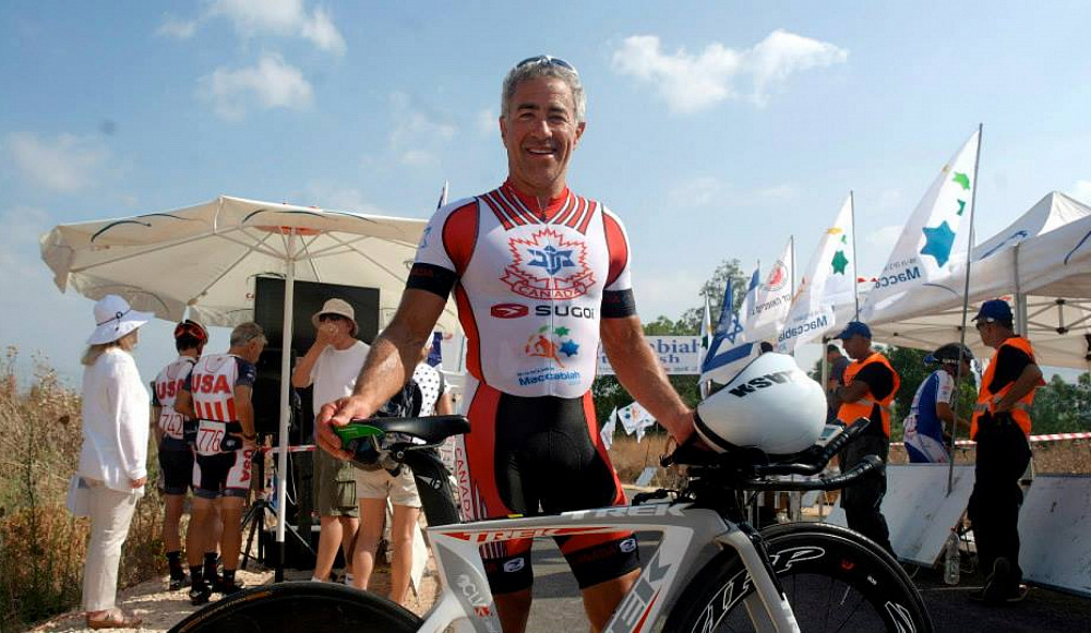 Израильский филантроп одержал победу на чемпионате мира по велоспорту