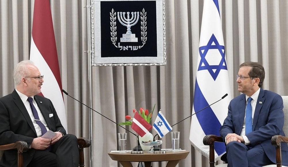 Президенты Израиля и Латвии обсудили на встрече в Иерусалиме тему двойного гражданства