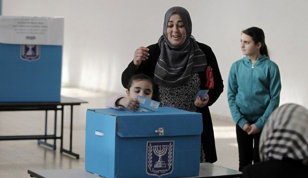 Опрос: больше половины израильских арабов испытывают чувство «общей судьбы» с евреями