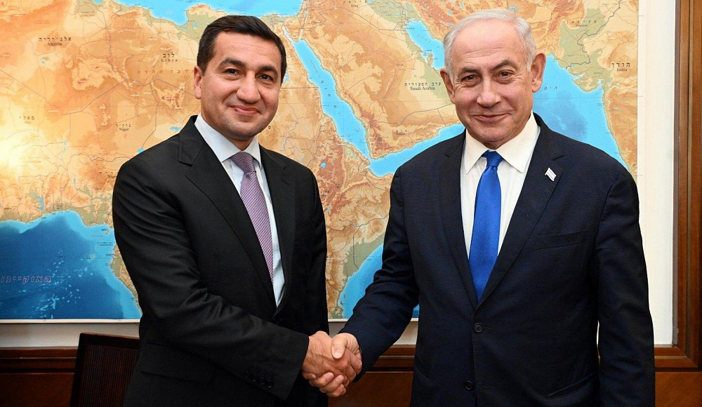 Нетаньяху встретился с помощником президента Азербайджана Хикметом Гаджиевым