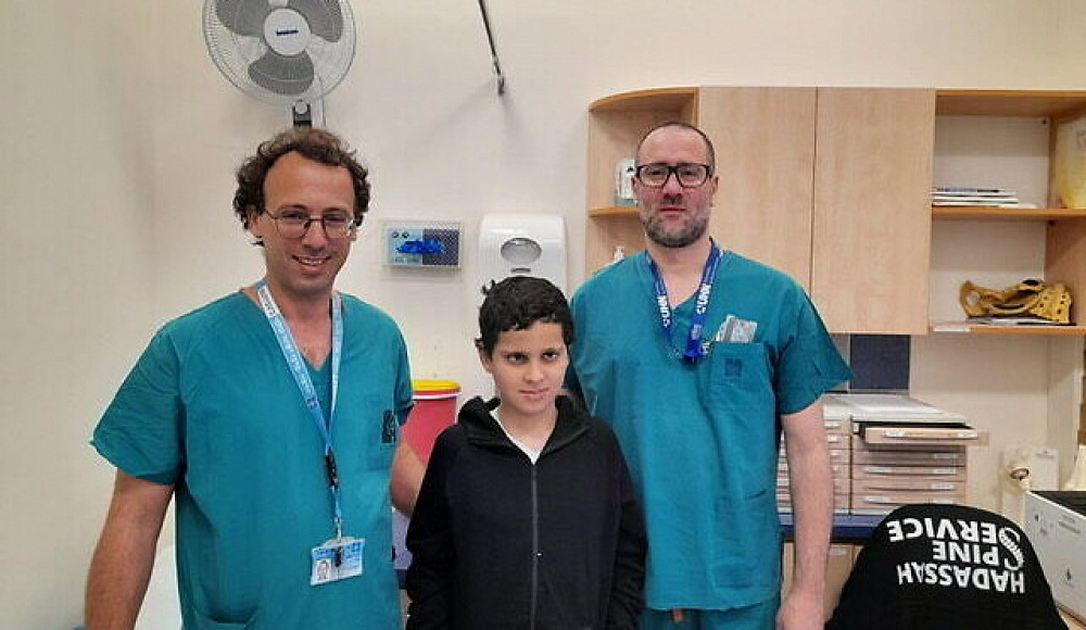 Израильские врачи провели уникальную операцию: пришили голову ребенку к шее после ужасного ДТП