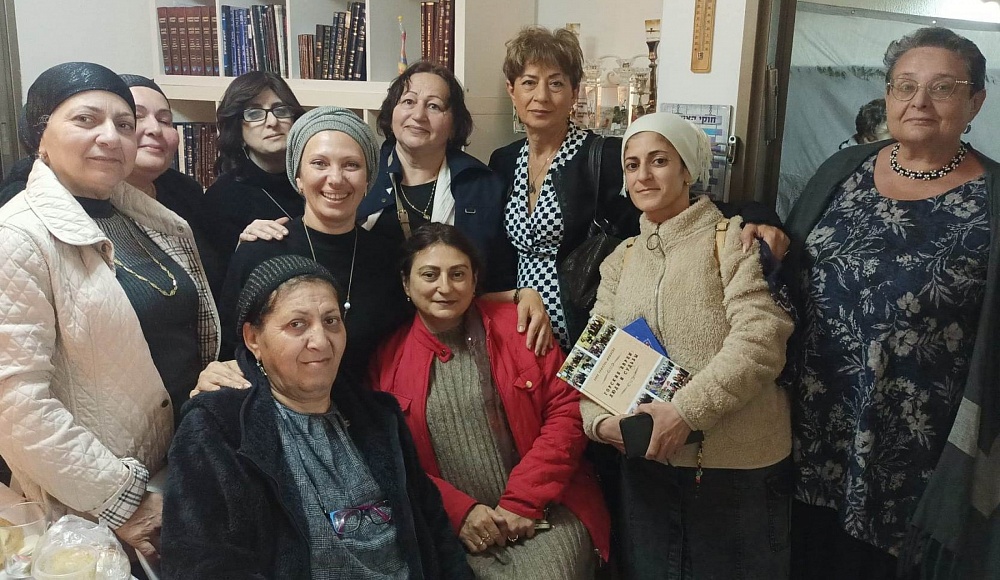 Встреча горско-еврейских женщин в Офакиме