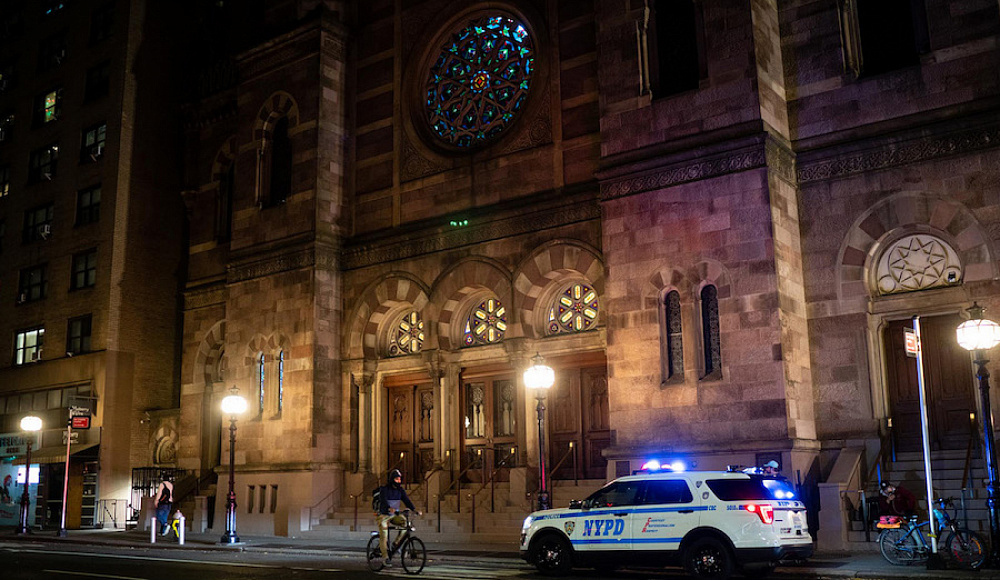 15 синагог в штате Нью-Йорк получили ложные угрозы о взрывных устройствах
