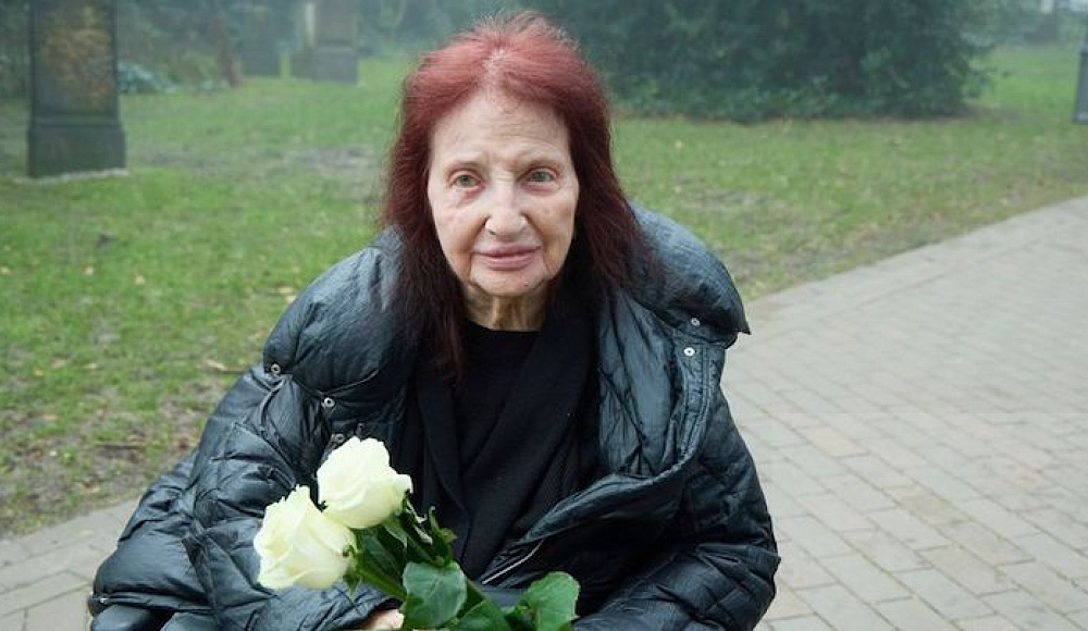 Скончалась актриса и писательница Пегги Парнасс, сыгравшая Фанни Каплан