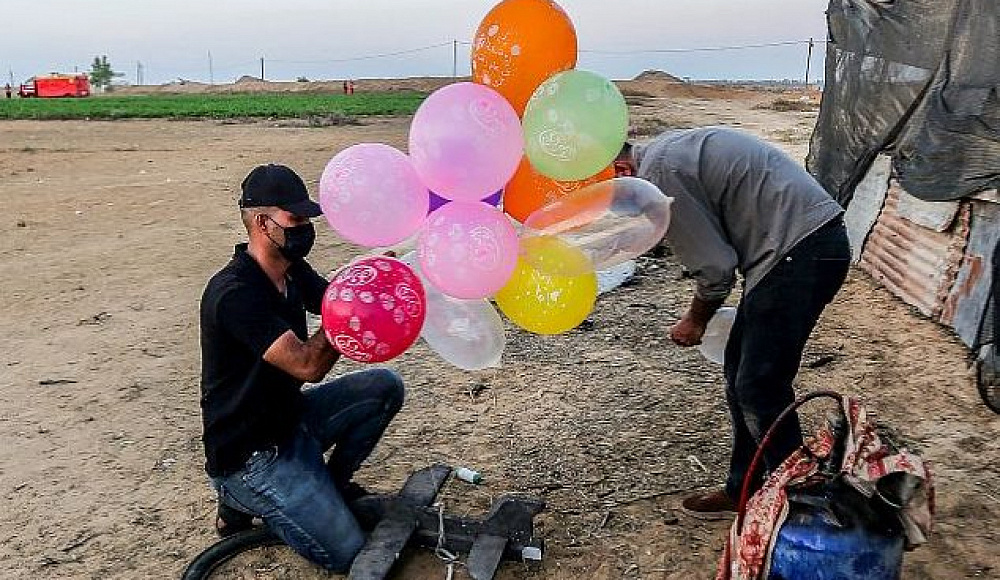 Из Газы в Израиль снова полетели зажигательные воздушные шары