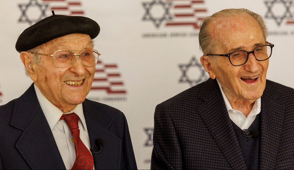 Двое выживших в Холокосте снова встретились через 80 лет