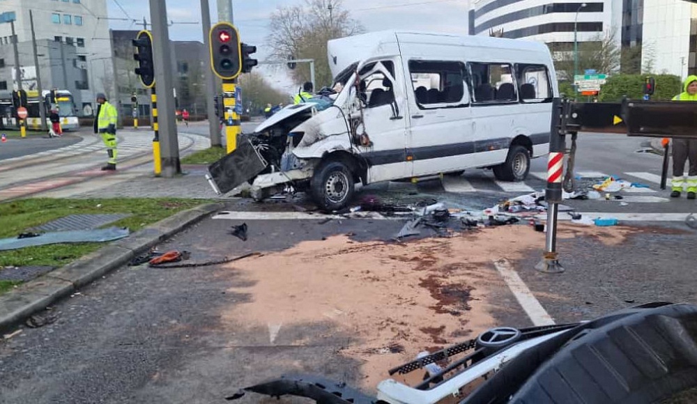 В Бельгии разбился автобус с британскими евреями, водитель погиб, два подростка в критическом состоянии