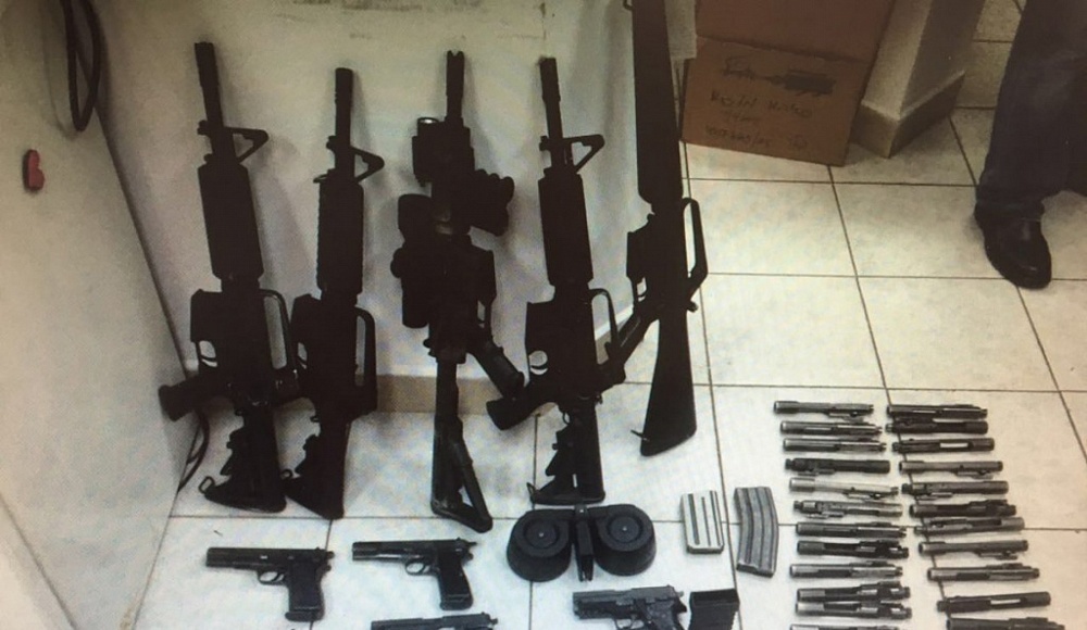 Кнессет принял закон, разрешающий полиции искать незаконное оружие без ордера