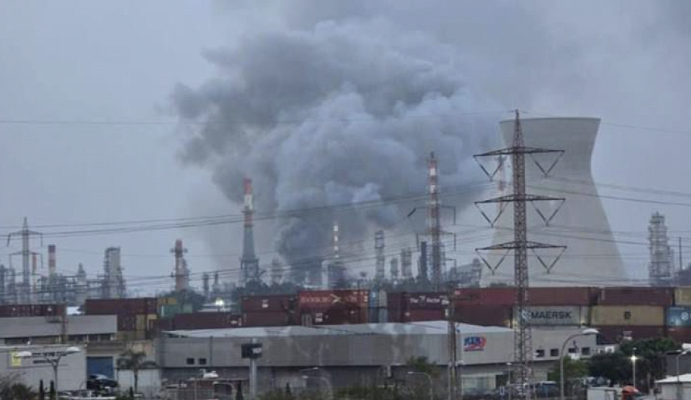 Иранская ракета попала в нефтеперерабатывающий завод в Хайфе