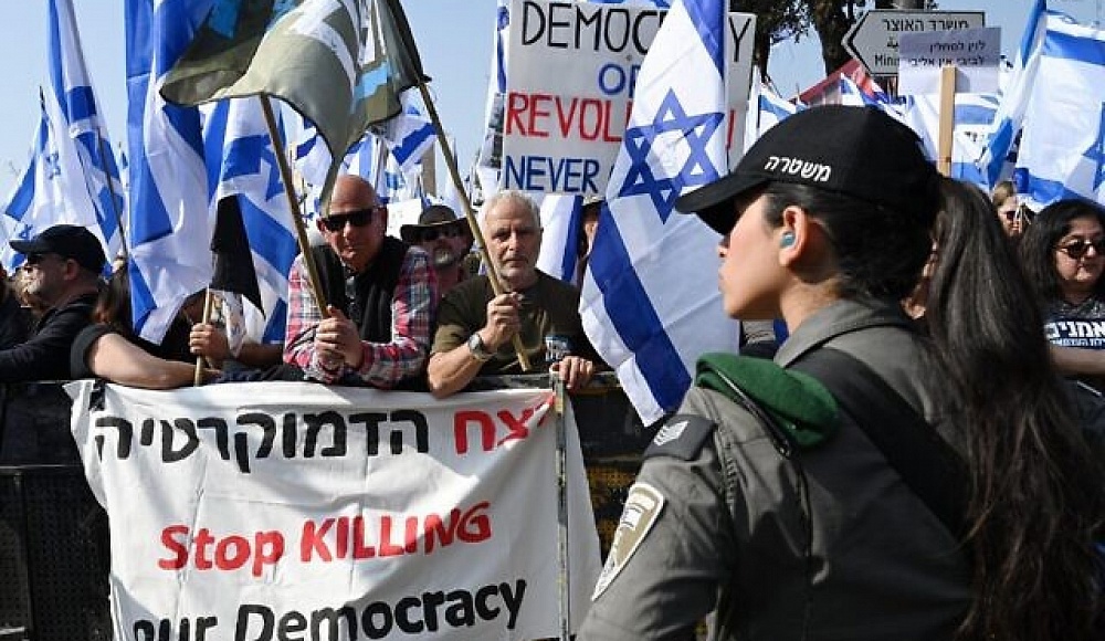 Судебная реформа — не единственная угроза израильской демократии