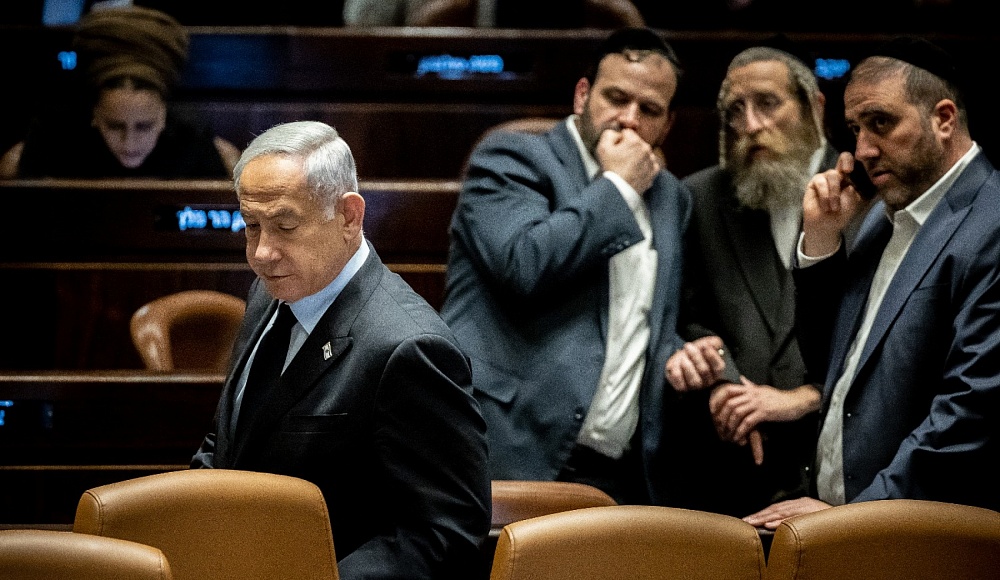 Парламент Израиля одобрил закон об условиях отстранения главы правительства от должности