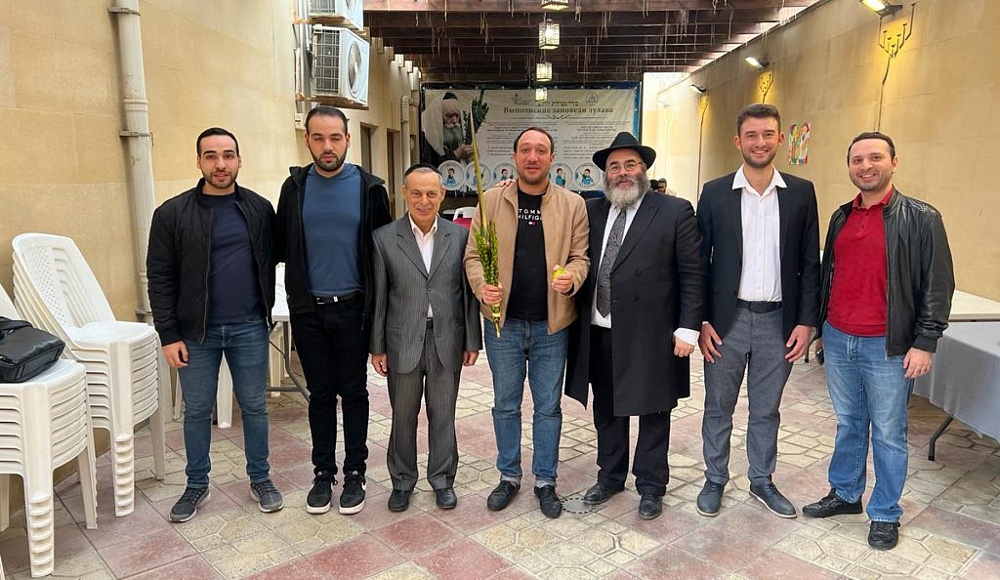Представители Информационного центра диаспоры посетили бакинскую синагогу