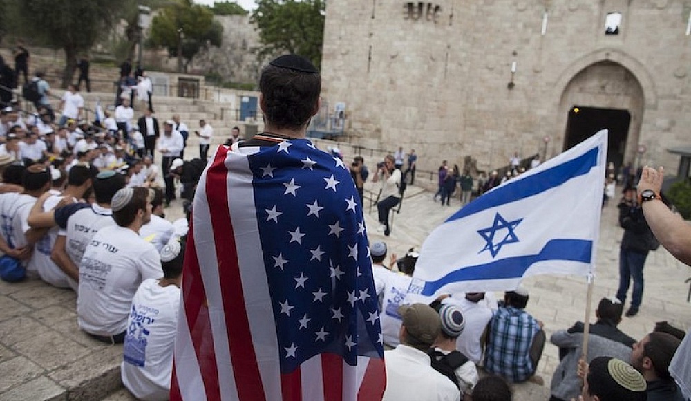 63% израильских евреев считают единоверцев в диаспоре «братьями»