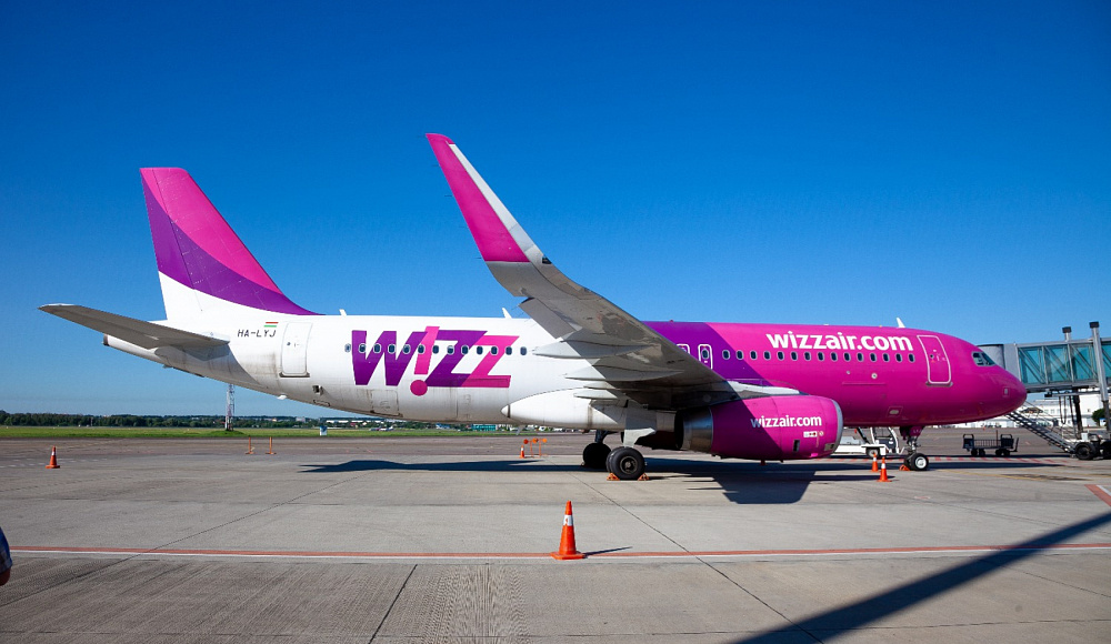 Пытавшийся открыть дверь в полете израильтянин заставил самолет Wizz экстренно приземлиться в Белграде