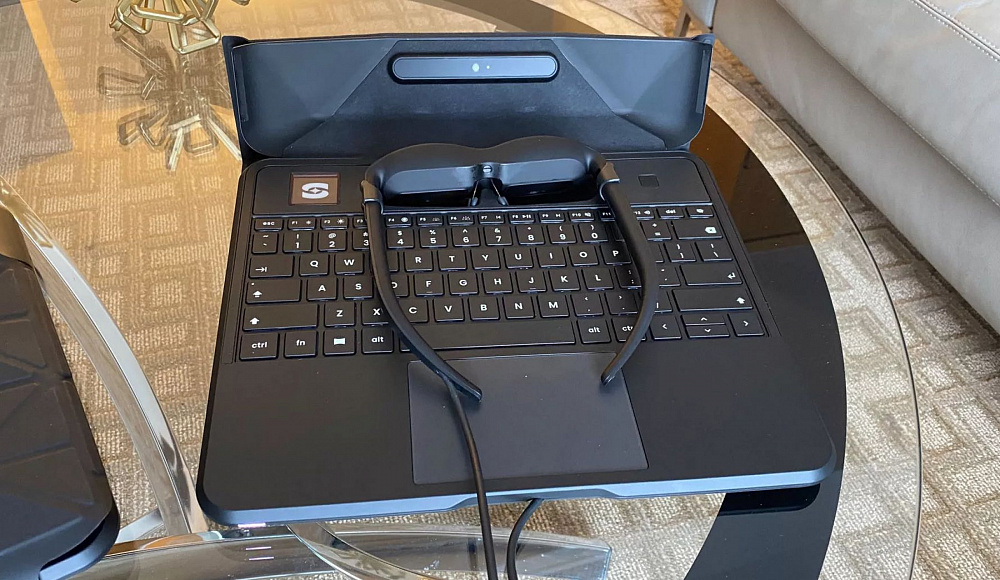 Израильский стартап представил первый в мире ноутбук без дисплея
